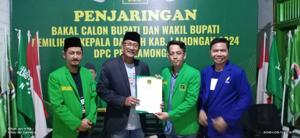 Menit Terakhir!! Handoyo Serahkan Formulir ke DPC PPP Maju Bacabup Lamongan 2024.
