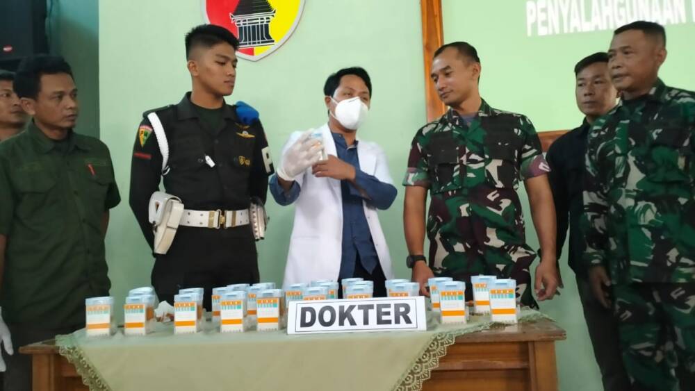 Cegah Peredaran Narkoba, Anggota Kodim Lamongan di Tes&nbsp;Urine