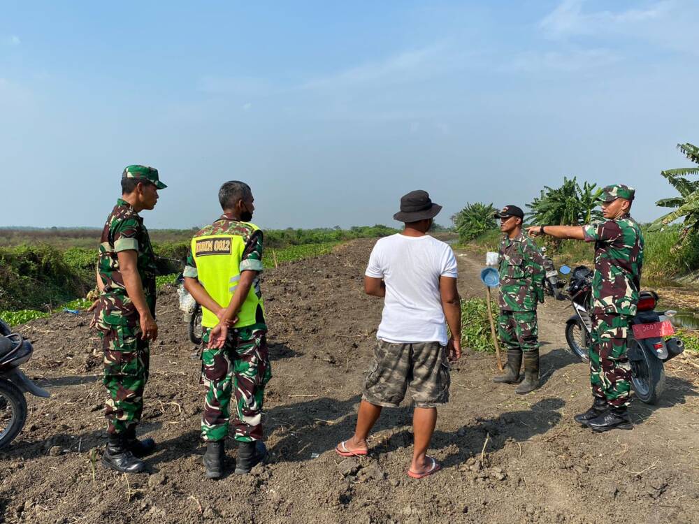 Dandim Lamongan Tinjau Lokasi Pembuatan Sumur&nbsp;Bor