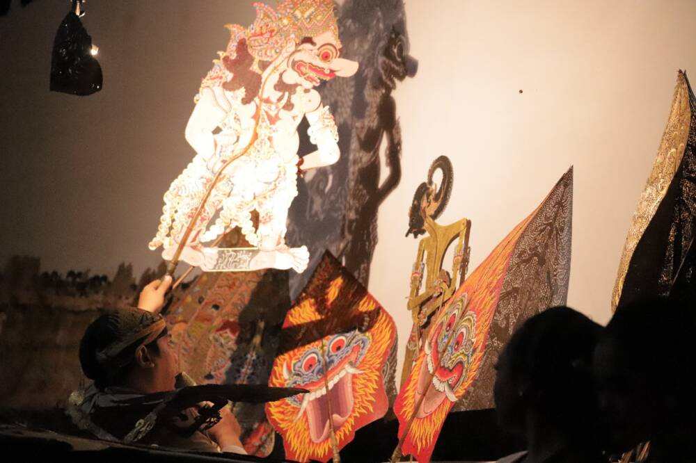 Semarak! Pagelaran Wayang Kulit Puncak HUT ke-78 Bhayangkara di&nbsp;Tuban