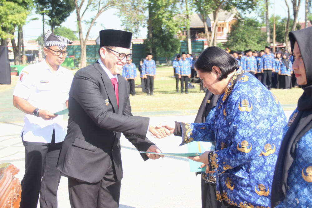 Pj Bupati Bojonegoro: Tunjukkan Disiplin, Integritas dan Kerja&nbsp;Keras