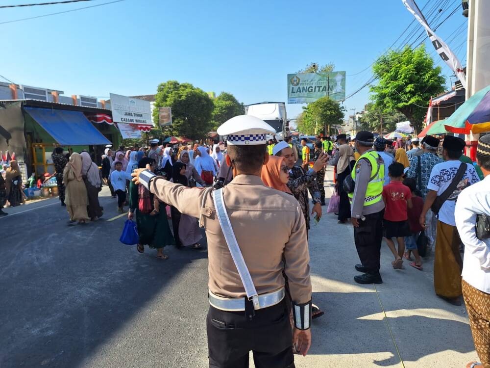 Haul Akbar ke-54 Ponpes Langitan, Personil Gabungan Beri&nbsp;Pengamanan