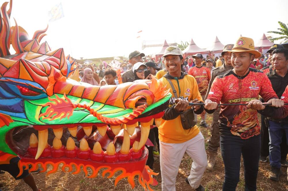 Mas Lindra: Layang-layang Memiliki Filosofi&nbsp;Gotong-royong